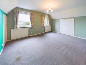 Bedroom- click for photo gallery